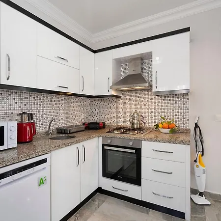 Villa Magnificent With Jacuzzi, Private Pool And Garden In Serik, Antalya