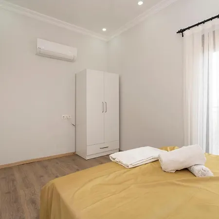Magnificent With Jacuzzi, Private Pool And Garden In Serik, Antalya Villa
